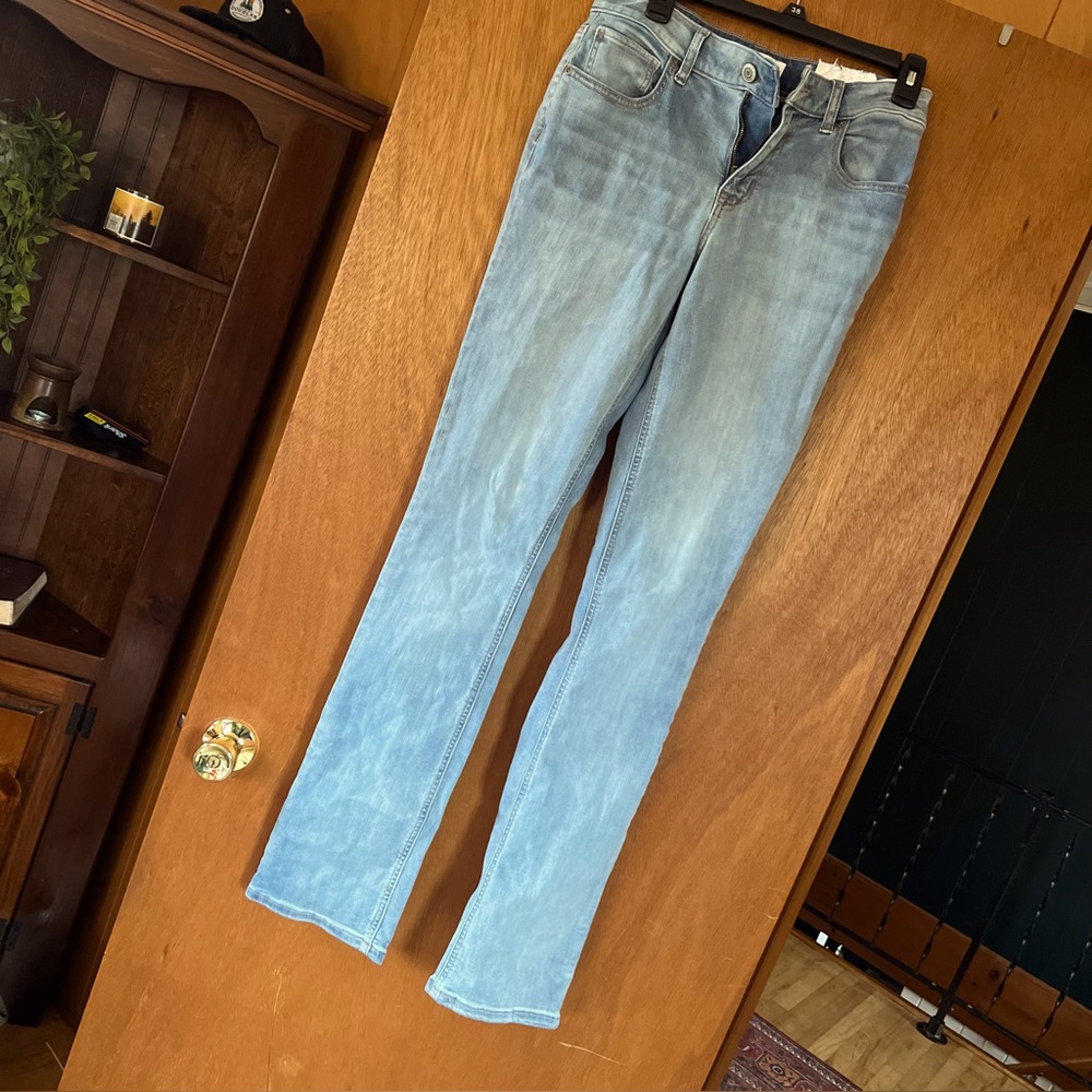 Women's Light Blue Jeans